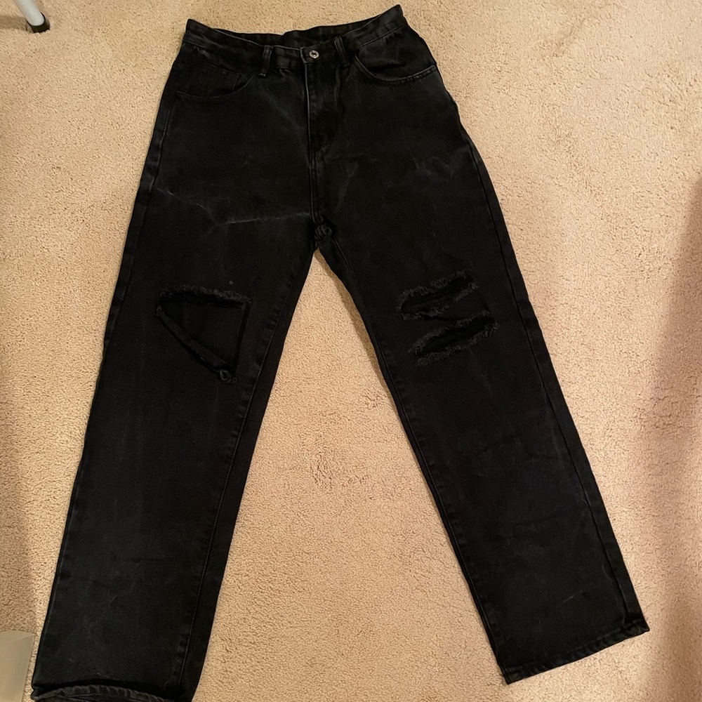 Black baggy ripped jeans